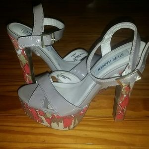 Steve Madden🌺🌺Roxann ↙↙